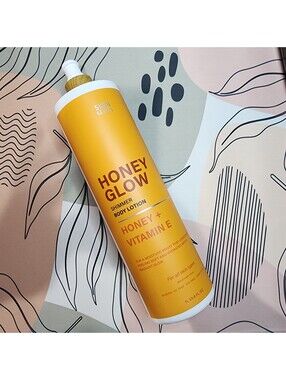 Skin Series Honey Glow Shimmer Body Lotion with Honey + Vitamin E 1L